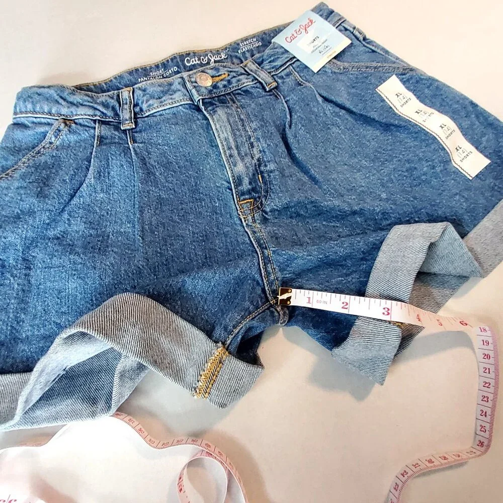 Cat & Jack Sustainable Denim Shorts With Eco-Friendly Wash Methodology Size XL